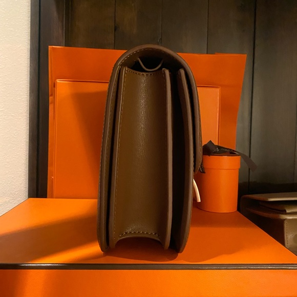 Small Classic Bag in Box Premium Saffiano Leather |Brown Camel |Rose Gold Clasp - Picture 7 of 16